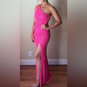 Gorgeous hot pink Sherri Hill prom dress. Perfect condition (only worn once)